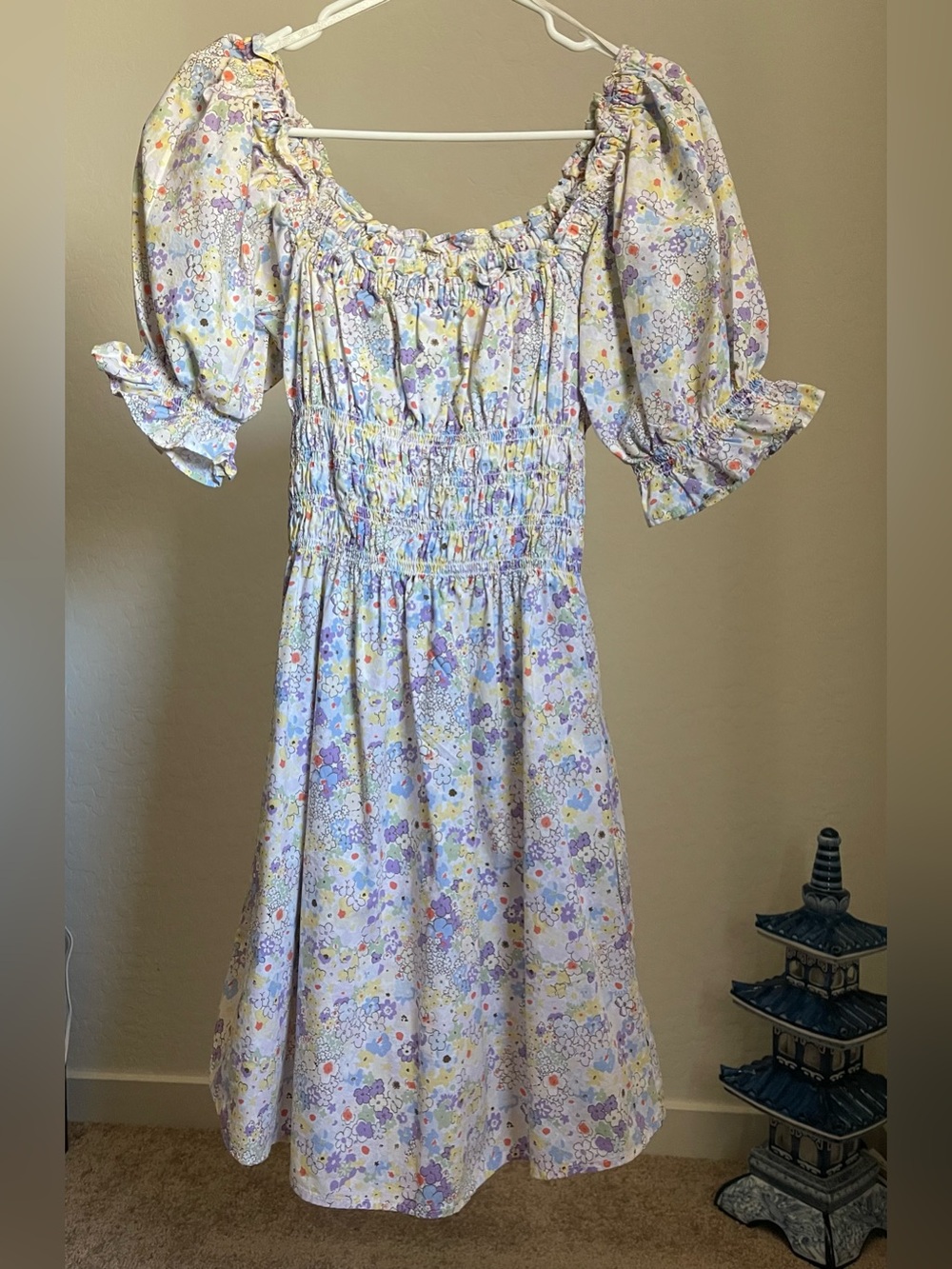 Levi’s Pastel Floral Puff Sleeve Midi Dress